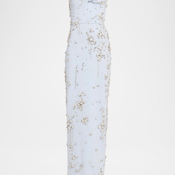 Oscar De La Renta Strapless Jeweled Column Gown - Picture 2 of 9